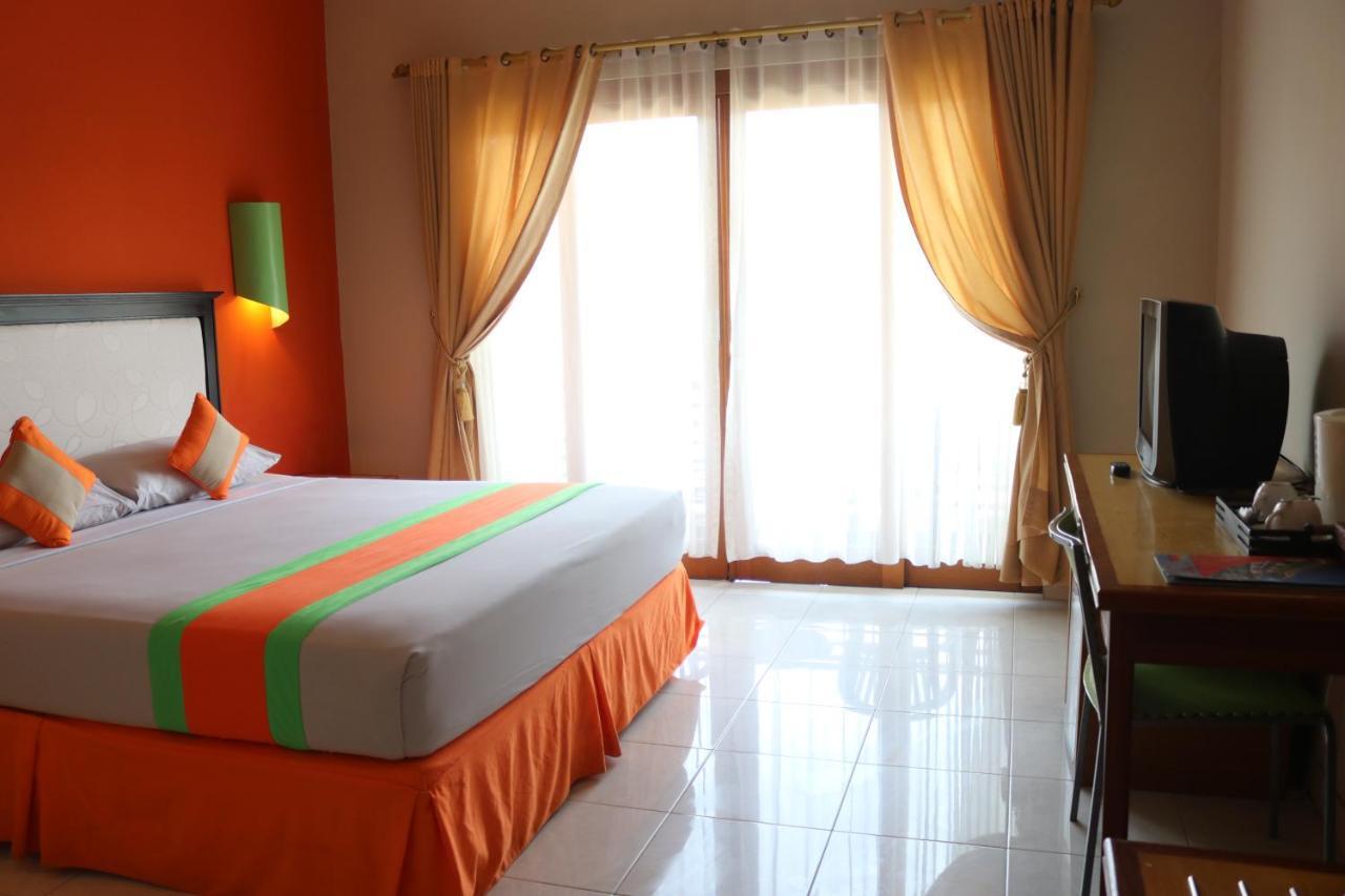 होटल Grand Sinar Indah 3*